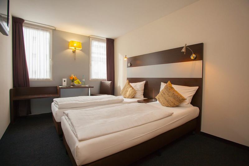 Centro Ayun 3* Köln